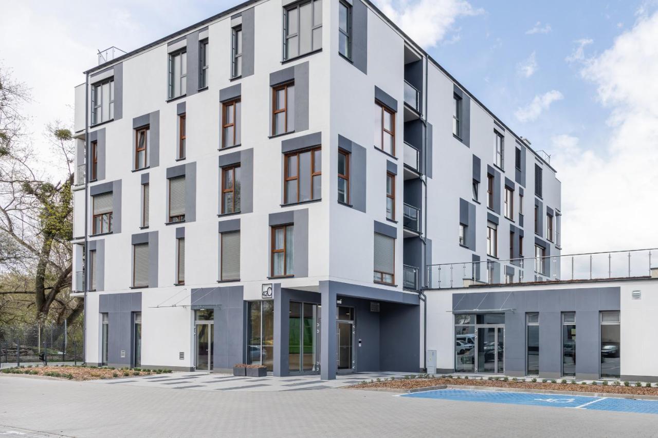 Warta Residence Apartments By Noclegi Renters Poznań Buitenkant foto