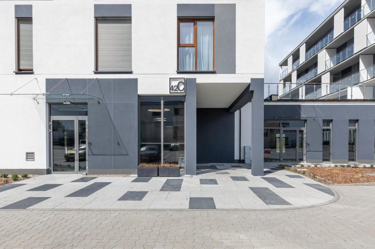 Warta Residence Apartments By Noclegi Renters Poznań Buitenkant foto
